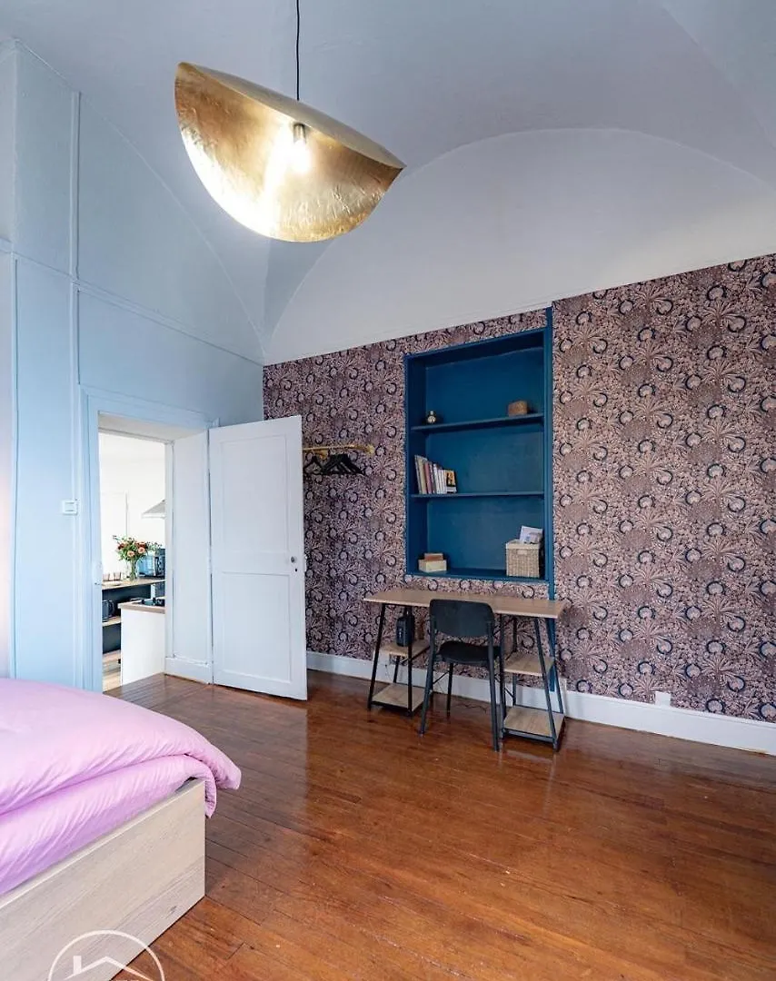 Apartment Romantic Suite Bellevue Et Parking Chambery France